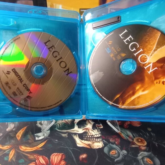 Legion Blu-ray Movie Action Horror Sci-Fi Paul Bettany Angel Apocalypse Film - Picture 3 of 4